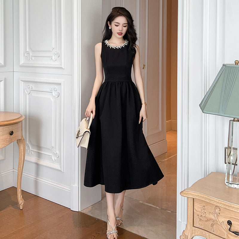 Vestido Preto Comprido para Mulheres, Verão 2026 Novo Vestido Elegante Estilo Hepburn, Sem Mangas com Linhas em A, Linha Larga, Vestido 9606