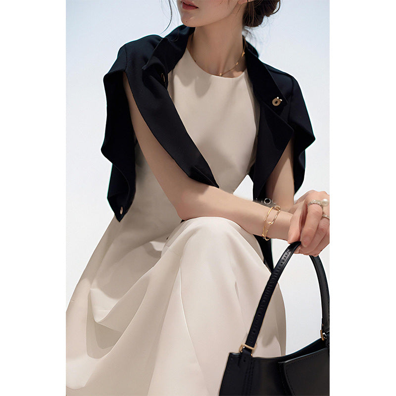 Vestido branco de decote redondo, de decote redondo e sem mangas para mulher, novo verão de 2026, saia comprida elegante e fina com bainha larga
