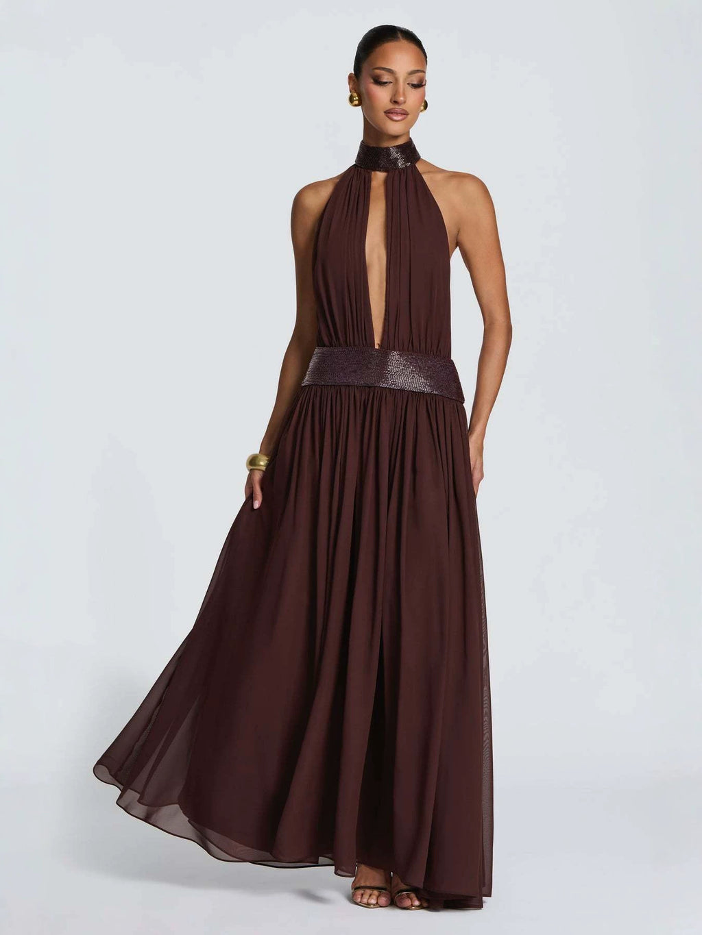 2026 Vestido de vestido feminino transfronteiriço 2026, de cor sólida, sexy, sem costas, sem mangas plissado, com grande fenda