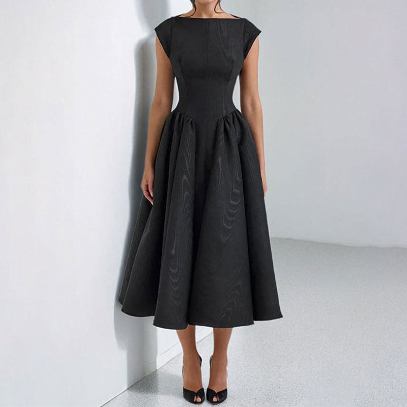 Vestido Costas Abertas Elegante Modela o Corpo e Valoriza a Silhueta