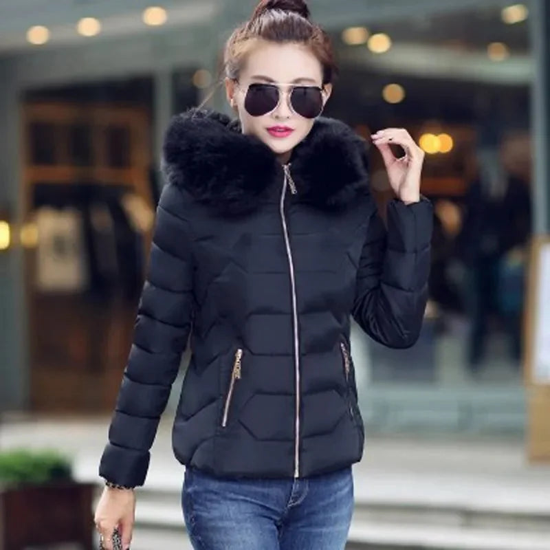 2025 New Women's Winter Jacket Warm Cotton Padded Coat Thin Light Parkas Overcoat Female Short Fur Collar Hooded Outerwear