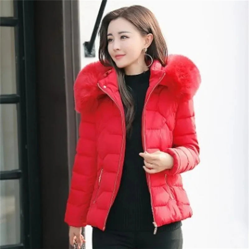 2025 New Women's Winter Jacket Warm Cotton Padded Coat Thin Light Parkas Overcoat Female Short Fur Collar Hooded Outerwear